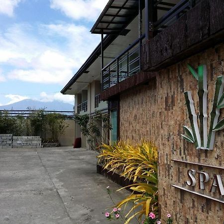 Quezon Premier Hotel Lucena Luaran gambar