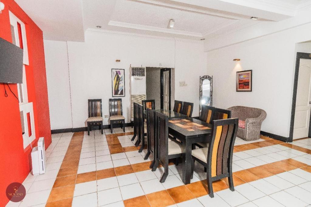 Quezon Premier Hotel Lucena Luaran gambar