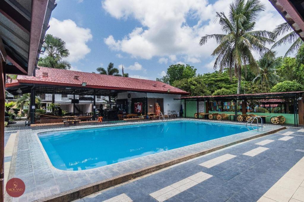 Quezon Premier Hotel Lucena Luaran gambar